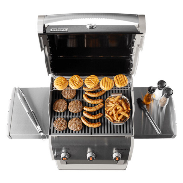 Grille fonte Spirit II E210 / E310 Weber en action