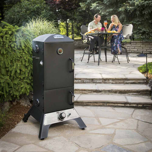 Fumoir Vertical au Gaz Smoke - Broil King