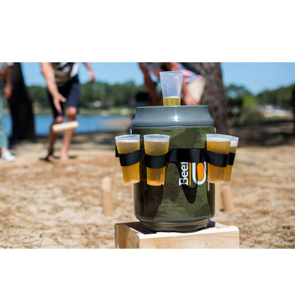 Tireuse à bière équipé de la ceinture porte-verre à la plage