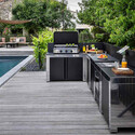 Installation du Modulo four et plaque de cuisson sur une terrasse - Eno