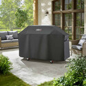 Housse de protection Weber sur barbecue Premium Genesis 400 installé sur terrasse Housse de protection Weber sur barbecue Premium Genesis 400 installé sur terrasse