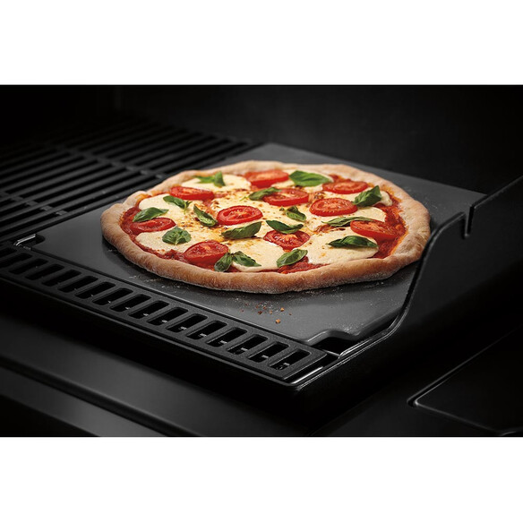 Cuisson d'une pizza sur la Pierre à pizza Crafted Weber