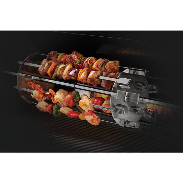 Cuisson d'aliments sur brochettes fixées sur support en inox - Napoleon