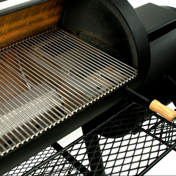 Grilles en inox dans la chambre de cuisson