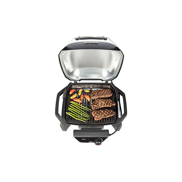 Grillades sur le barbecue électrique Weber Pulse 1000