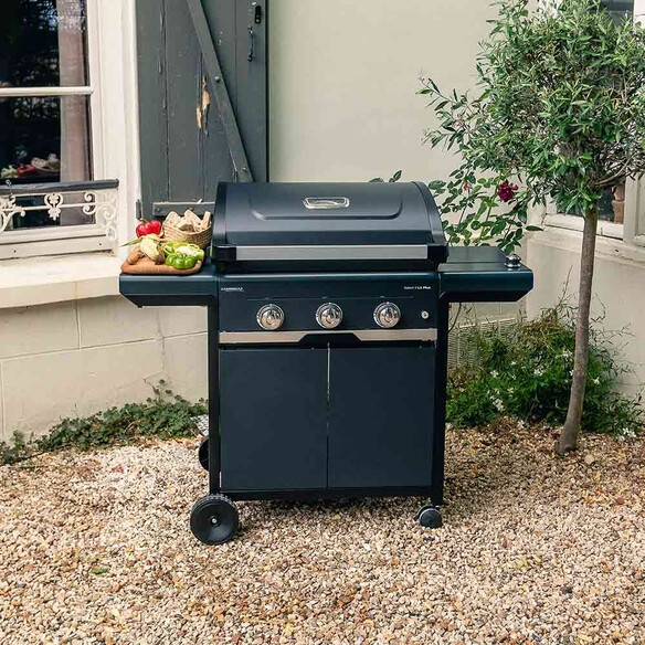 Barbecue gaz Select 3 LX Plus installé en extérieur