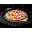 Cuisson d'une pizza sur la pierre à pizza Weber Crafted ø36 cm