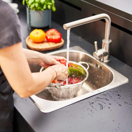 Meuble évier Le Marquier en acier noir pour cuisine extérieure