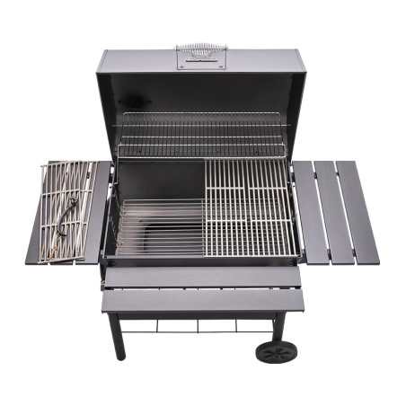 Vue aérienne sur les grilles de cuisson du barbecue charbon Charcoal L Char-Broil