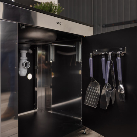 Porte ouverte avec support inox pour suspendre les accessoires ENO