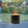 Chamallows grillés avec le brasero Redfire Volcano Medium en inox noir Chamallows grillés avec le brasero Redfire Volcano Medium en inox noir