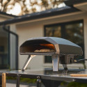Cuisson d'une pizza dans le four Koda 2 Ooni Cuisson d'une pizza dans le four Koda 2 Ooni