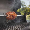 Rôtissoire dans le barbecue pellets Searwood 600 Weber Rôtissoire dans le barbecue pellets Searwood 600 Weber