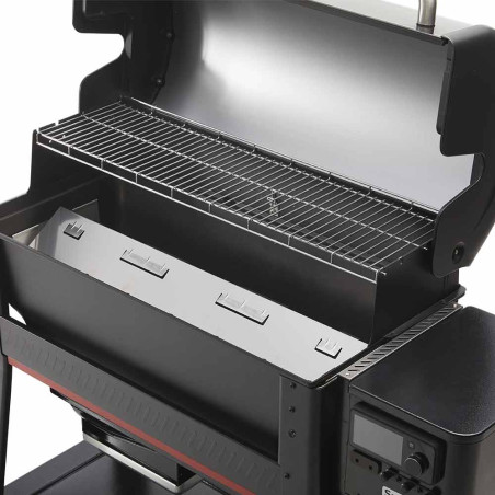 Vue sur l'intérieur du barbecue Searwood XL 600 Weber Vue sur l'intérieur du barbecue Searwood XL 600 Weber