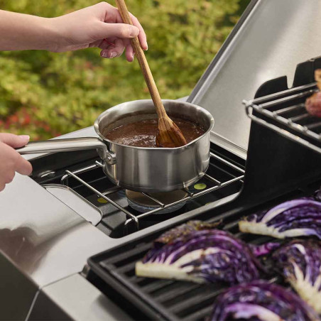Utilisation du réchaud du barbecue gaz Genesis E-335W Weber Utilisation du réchaud du barbecue gaz Genesis E-335W Weber