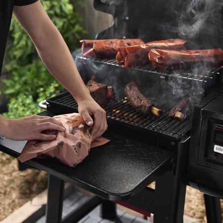 Utilisation du plan de travail du Searwood 600 Weber
