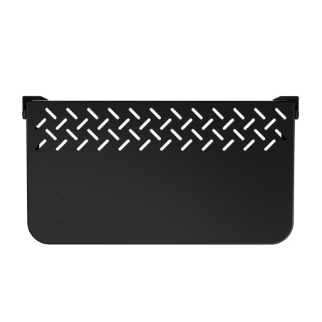Vue du dessus sur la tablette frontale du barbecue pellets Searwood 600 XL Weber