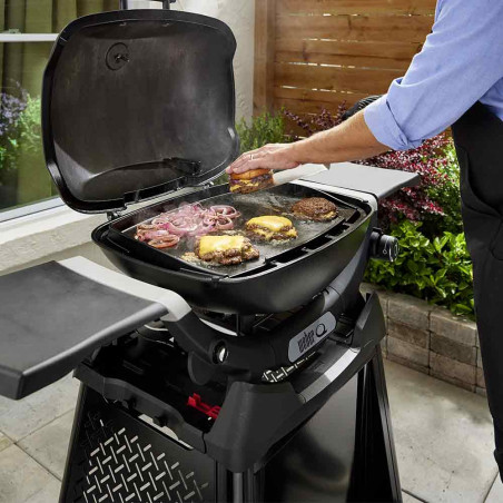 Utilisation plancha intégrale en fonte émaillée sur barbecue gaz Q 1000 N Weber Utilisation plancha intégrale en fonte émaillée sur barbecue gaz Q 1000 N Weber
