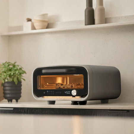 Four à pizza électrique Volt 2 Ooni dans une cuisine