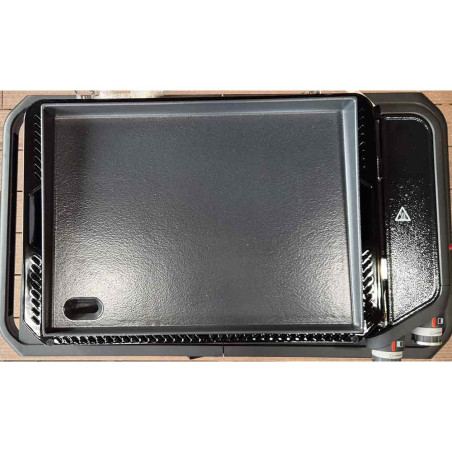 Zoom sur la plaque de cuisson de la plancha gaz Weber Slate 56 cm