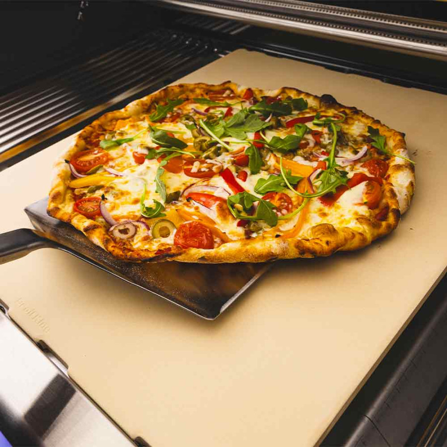 Point-Virgule Pierre à Pizza En Cordiérite Avec Support Métal - Cuisson Parfaite Au Four Ou Barbecue ø 33cm