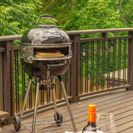 Barbecue CROWN 570 + Gourmet Set Broil King - Extérieure pizza