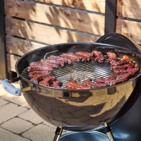 Barbecue charbon Original Kettle 57 cm noir Weber - cuisson de saucisses