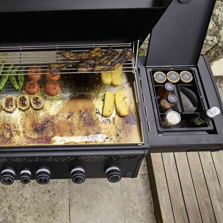 Plancha gaz Rogue Phantom Napoléon - cuisson d'aliments