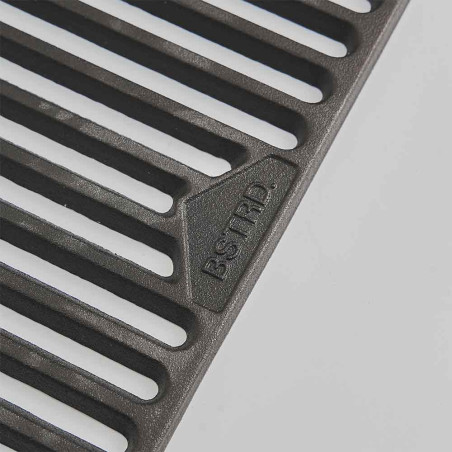 Grille en fonte demi-lune Medium BSTRD - Studio proche