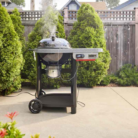 Barbecue charbon Performer Smart 57 cm 2026 Weber - terrasse