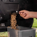 Barbecue à pellets Woodridge PRO Traeger - vidage de la trémie