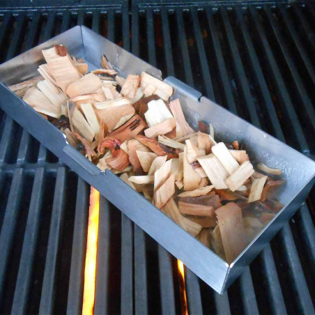 Utilisation de la boite de fumage en inox Grillfürst sur un barbecue gaz