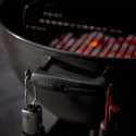 Barbecue charbon Master-Touch 57 cm GBS  Stealth Weber - poignée