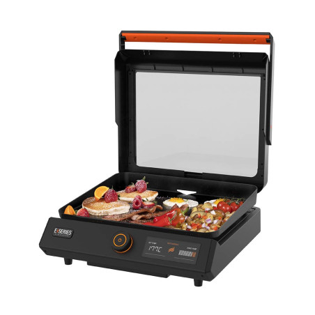 Plancha électrique Série E-43 avec couvercle de cuisson Blackstone - cuisson d'aliments