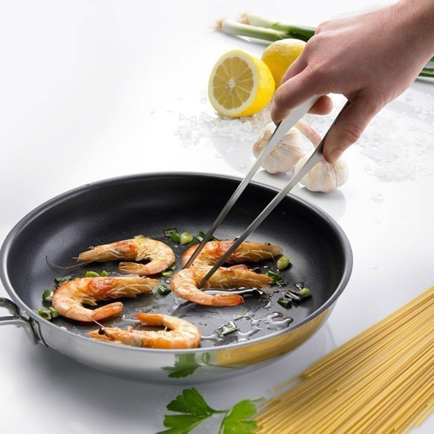 Pinceau à Huile En Acier Inoxydable Avec Réservoir – Pour Badigeonner Huile Sur Crêpière, Barbecue, Poêle (dimensions ~9,5x9 Cm)