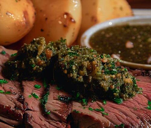 Côte de boeuf sauce Chimichurri au barbecue