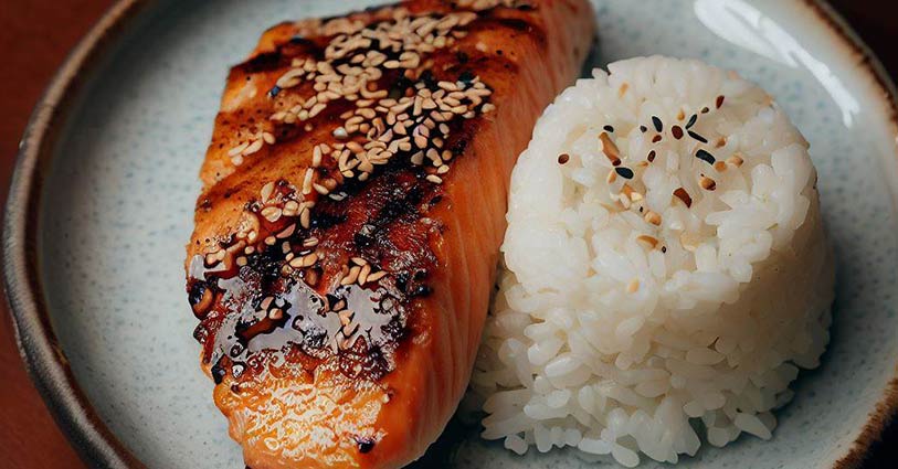 Saumon mariné aux baies de Timur à la plancha