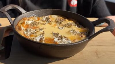 Camembert rôti aux pommes au barbecue