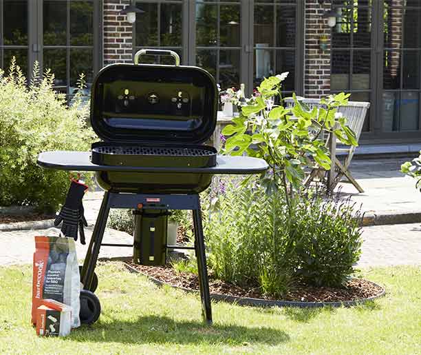 Barbecue charbon Magnus Premium avec cheminée d'allumage incluse