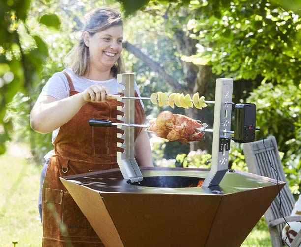 Rôtissoire Barbecook pour brasero plancha Nestor
