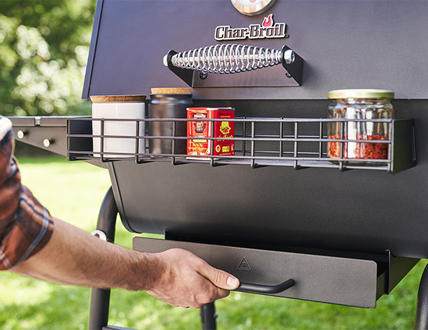 Structure pratique du barbecue charbon Charcoal Medium Char-Broil