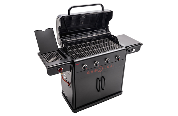 Barbecue Gas2Coal Special Edition 4B Char-Broil avec couvercle ouvert
