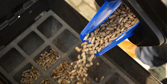 Bannière quels pellets de bois choisir pour un barbecue à granulés
