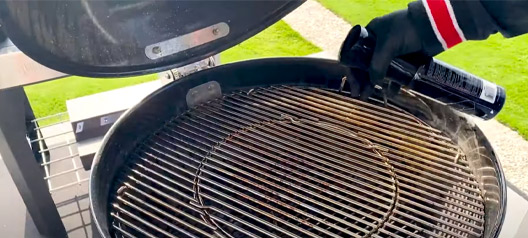 Astuces pour nettoyer sa grille de barbecue – Fermes et Jardins