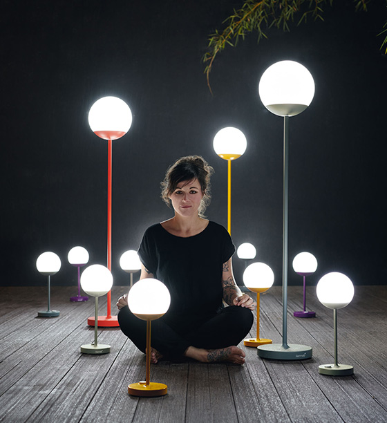 Caractéristiques de la lampe intelligente d'extérieur Mooon! - Fermob