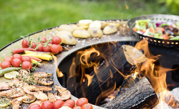 Brasero plancha Boule en corten Feu du Jardin - Esprit Barbecue