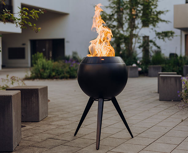 Brasero Moon 45 noir avec pied haut Höfats