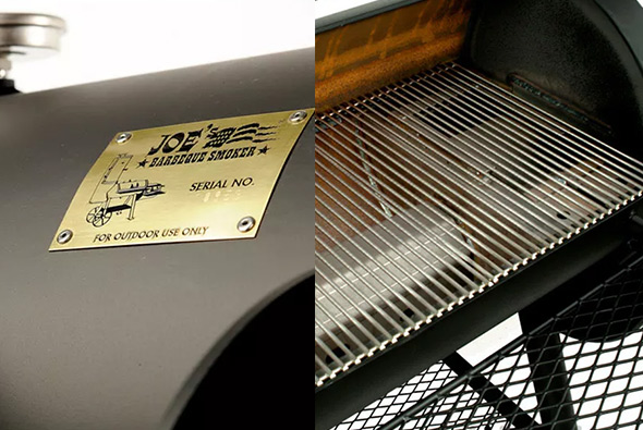 Zoom sur la cuve principale et une grille de cuisson en inox du Chuckwagon Joe's Barbecue