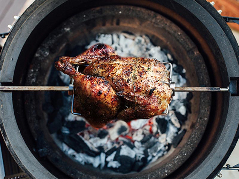 Poulet rôti sur la Joetisserie