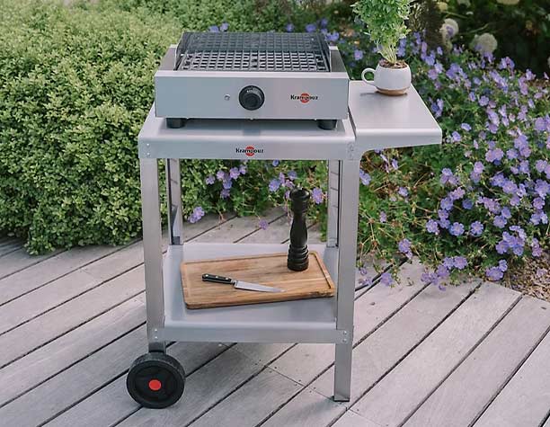 Barbecue électrique Krampouz Mythik sur un chariot (non inclus)
